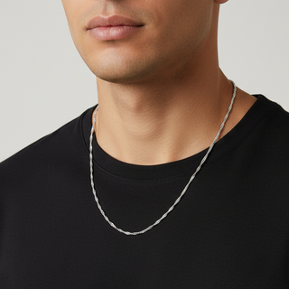 Homem usando corrente masculina de aço elo Singapura da Una