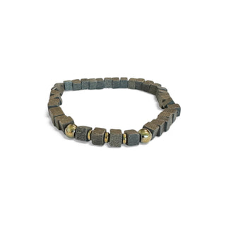 pulseira masculina de pedras naturais com elos quadrados metálicos da UNA