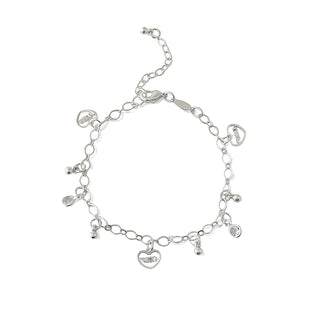 Pulseira com pingentes delicados múltiplos banhada a prata 925 da UNA Semijoias em fundo branco, em vista frontal.